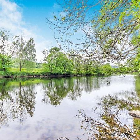 3 Bedroom Luxury Home, Hot Tub, Stunning Views Of Killin, Sitting On The River Dochart Extérieur photo