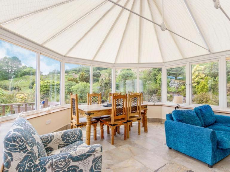 3 Bedroom Luxury Home, Hot Tub, Stunning Views Of Killin, Sitting On The River Dochart Extérieur photo